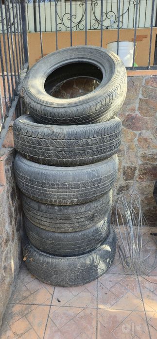 Dunlop Grandtrek AT20.