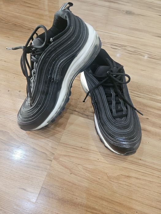 Маратонки nike черни