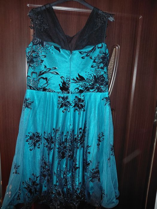 Rochie ocazie cu dantelă