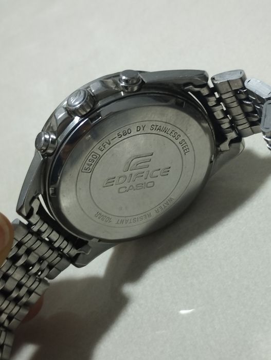 Наручные часы EDIFICE