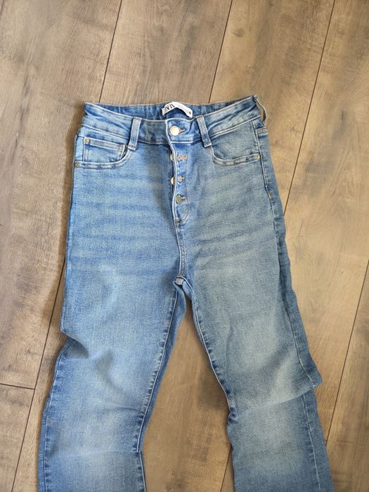 Чисто нови дънки zara