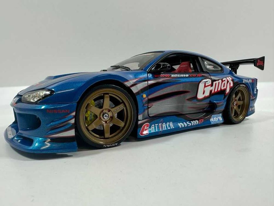 1:18 Nissan Silvia S15 import tuner.