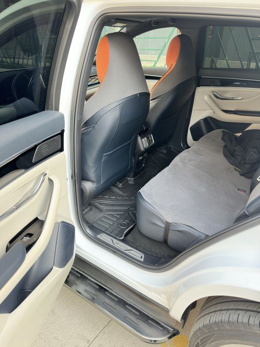 Продается BYD SONG PLUS DM-i (gibrit) 2023г 34.000 км , краска чистая.