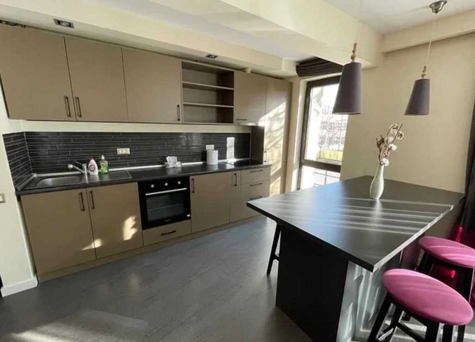 Дава се под наем Двустаен апартамент в Пловдив, Тракия - 60 кв.м за 357 € - Снимка #1