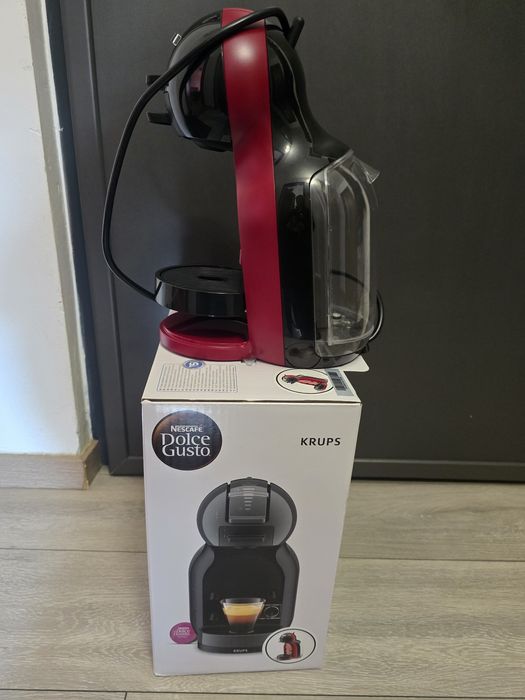 Aparat de cafea Dolce Gusto