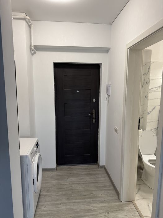 Inchiriez Garsoniera in Complex Pollux Chiajna