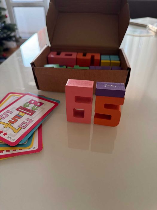 Математически Кубчета с Числа - Учене и Игра