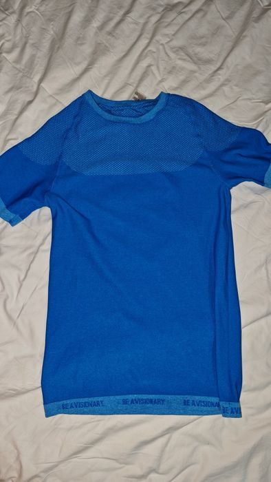 продам оригинальный gymshark phantom v4