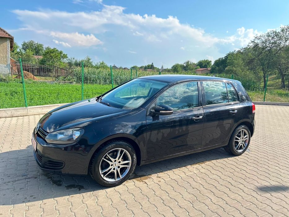 VOLKSWAGEN Golf 2009