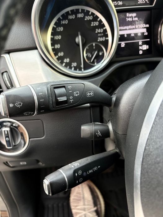 MERCEDES-BENZ ML-Class 2012 — imagine 3
