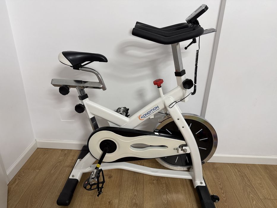 Bicicleta spinning KONDITION SP-3018N, volanta 18 kg