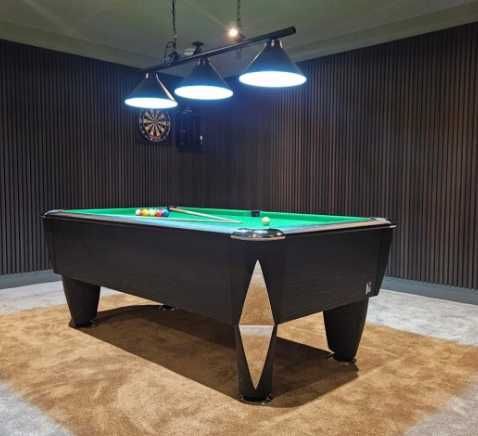 Билярдна маса с ново сукно, щеки и топки