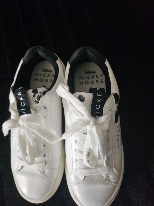 Adidași Mickey Mouse mărimea 37