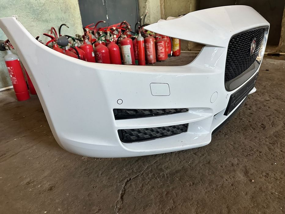 Bară față JAGUAR XE 2014-2018