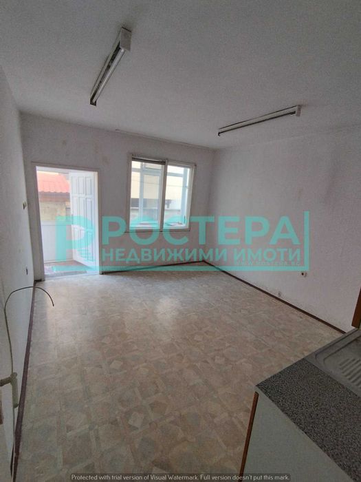 Продава се Тристаен апартамент в Търговище, Център - 80 кв.м за 1116 €/кв.м - Снимка #2