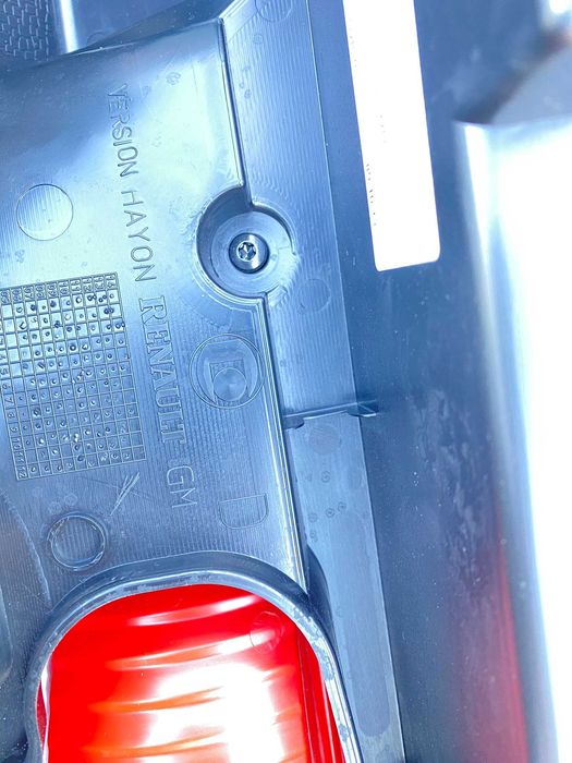 Lampa stop dreapta spate Renault Trafic Vivaro 2010+ noua originala