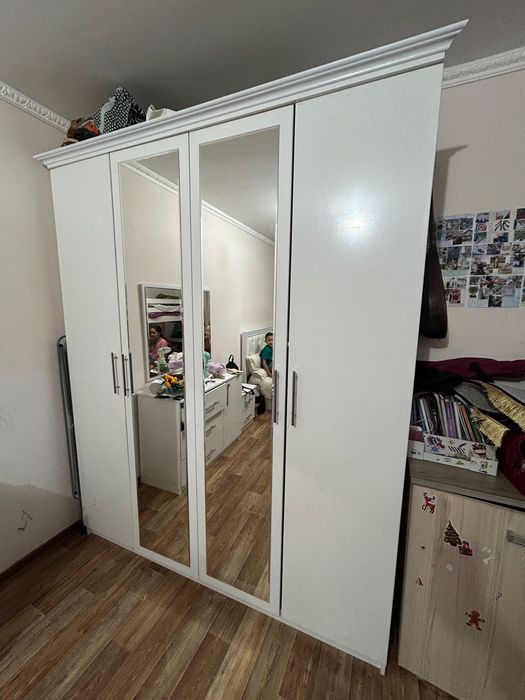 Продам спальний гарнитур