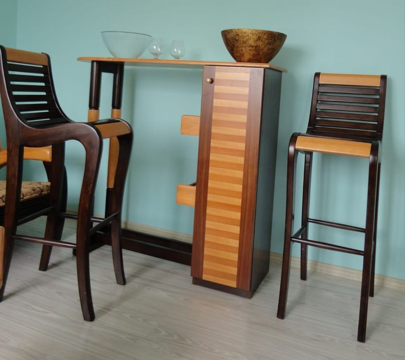 Барный гарнитур для гостиной