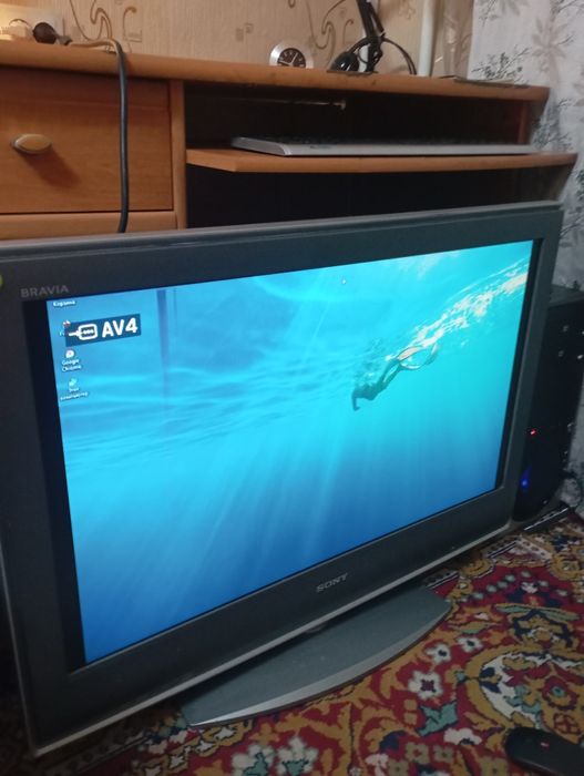 Продам телевизор sonyi bravia