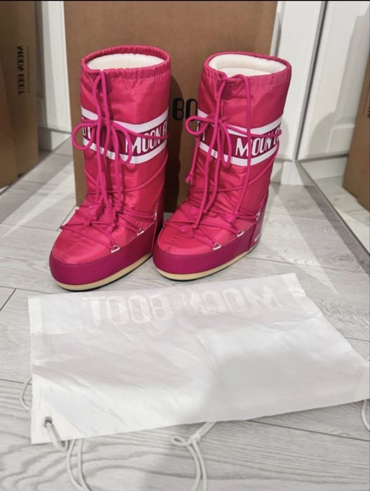 Moon Boots marime 37