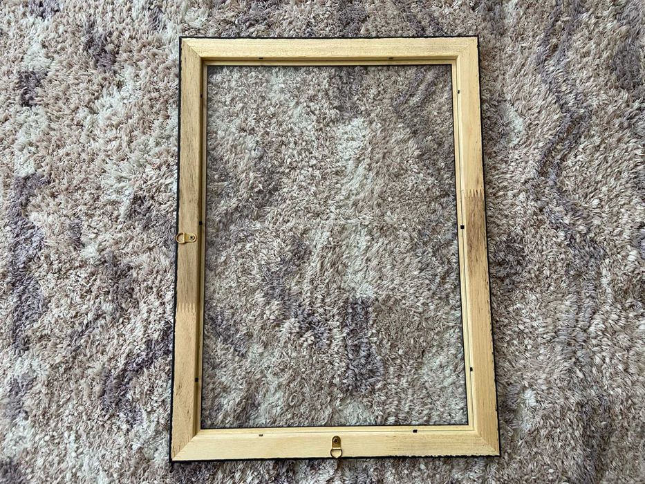 Дървена черна рамка за картина/колаж/снимка с матово стъкло. А3 формат