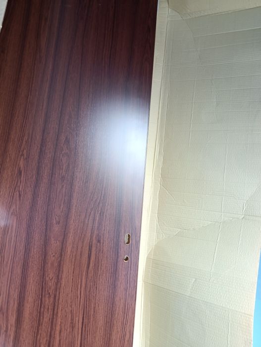 Интериорни врати