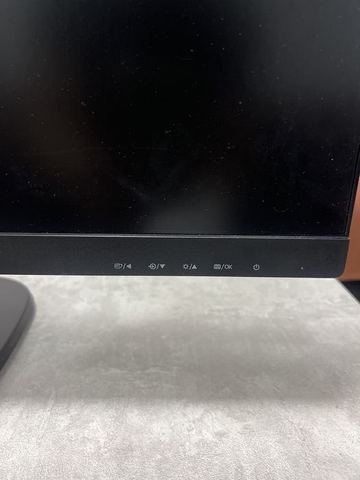 Монитор PHILIPS 27 диагональ