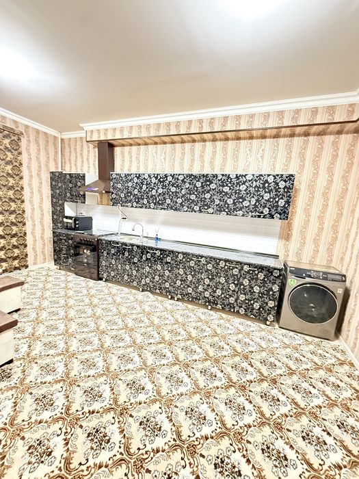 Sotiladi Komolon 2 xona 64 kv