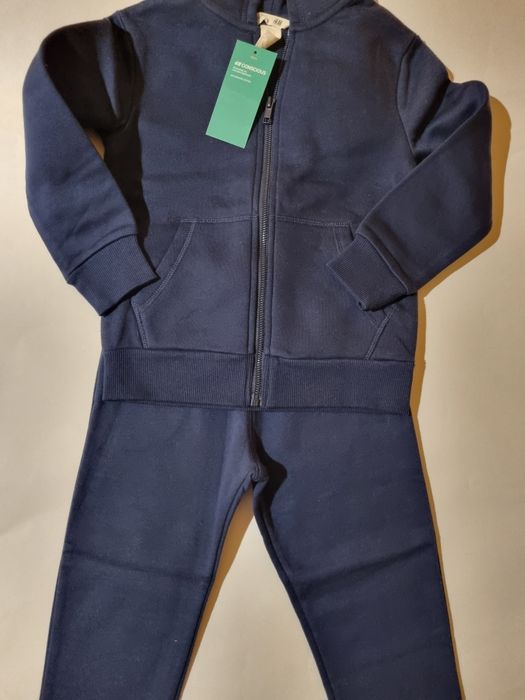 Суитшърт с цип и качулка & долнище H&M, нови, с етикет, 110 см., 4-5 г