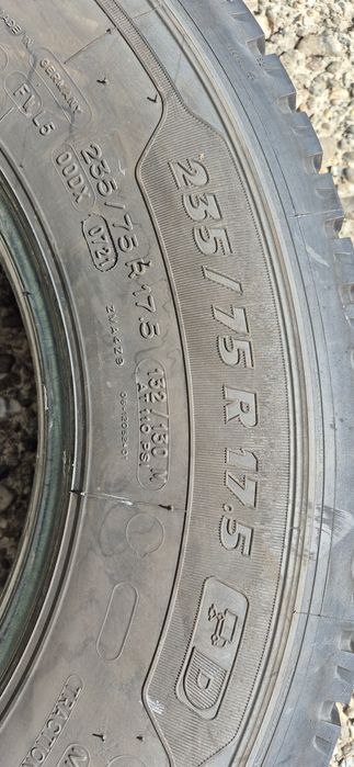 4 anvelope camion tractiune Michelin 235/75/17,5;dot 2021.Pretul este pe bucata.
