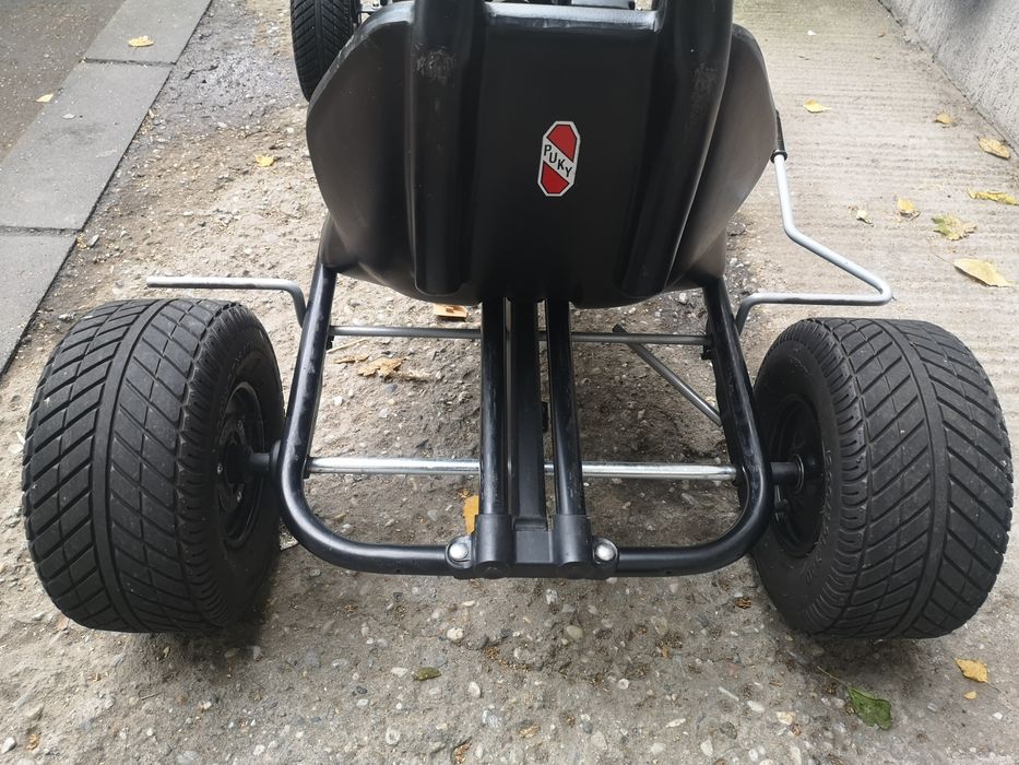 Cart/Kart cu pedale PUKY F1 pt. copii 6 la 12 ani negru