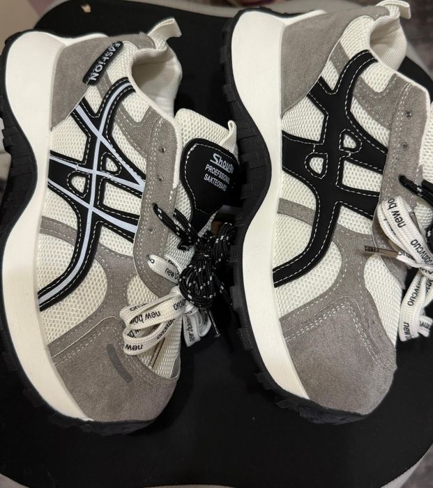 Летние кроссовки