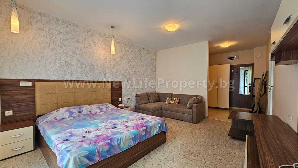 Продава се Двустаен апартамент в к.к. Слънчев бряг - 76 кв.м за 1277 €/кв.м - Снимка #9