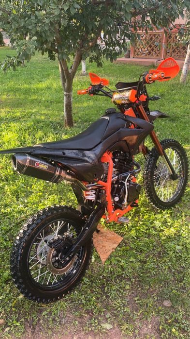 Vand cross 150 cc aproape nou