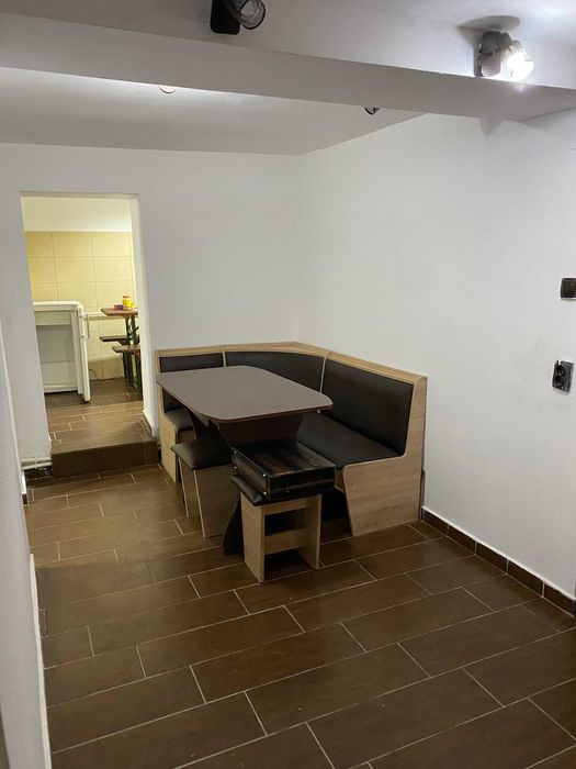 Cabana Statiunea Parang- 5 CAMERE / 2 BAI- utilata si mobilata complet