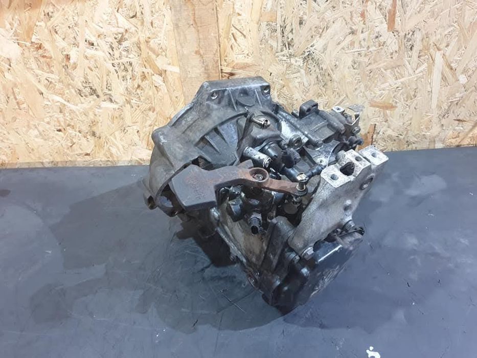 Cutie de viteze 5+1 1.9 TDI 105 Cp Passat Golf Turan Octavia Leon