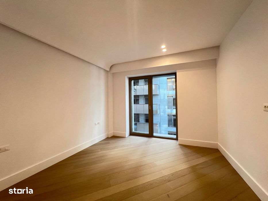 3 Camere Lux| 90 Mp -Cortina 126| Erou Iancu Nicolae