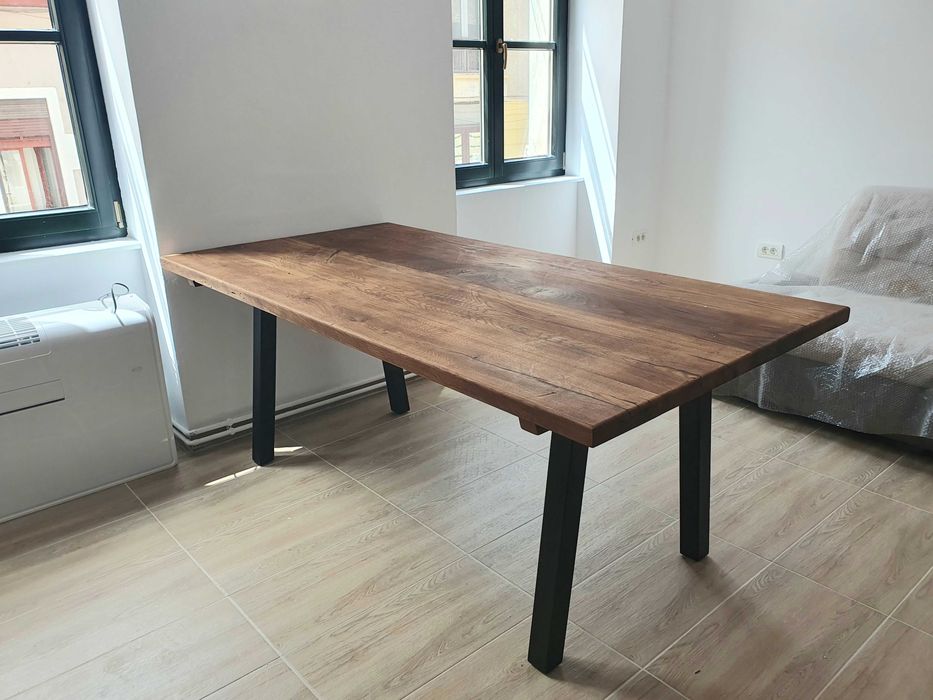 Masa / birou din lemn de stejar noua de calitate