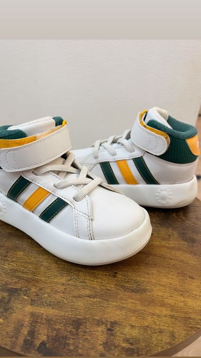 Papuci copii Adidas