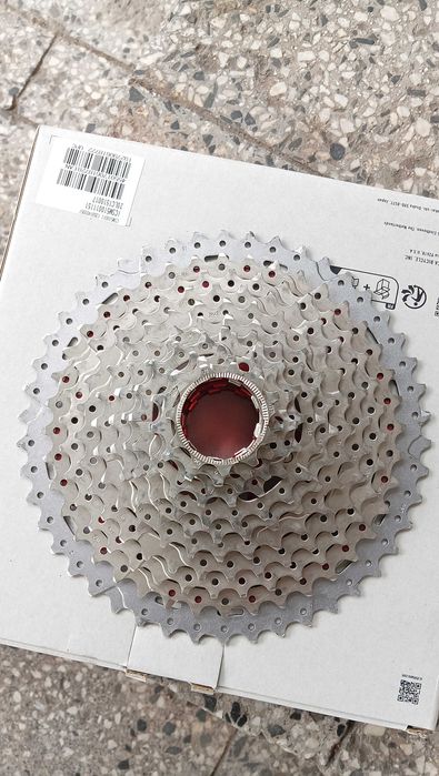 Продавам Касета  SUNRACE