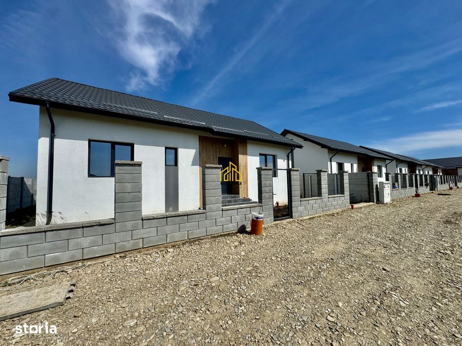 Casa Domnesti/  4 Camere/ 400 Mp Teren/Utilitati