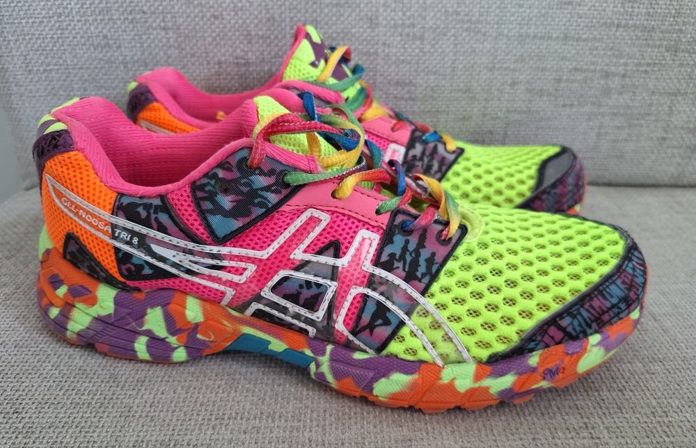 Asics  номер 39 стелка 25 см