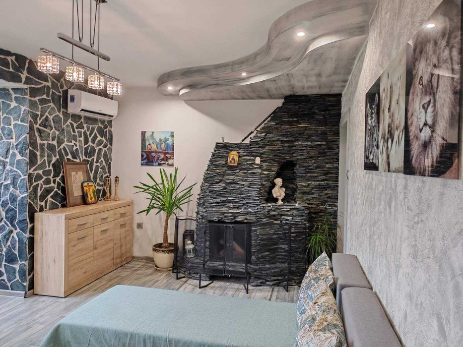 Продава се Четиристаен апартамент в Бургас, Акациите - 80 кв.м за 988 €/кв.м - Снимка #3