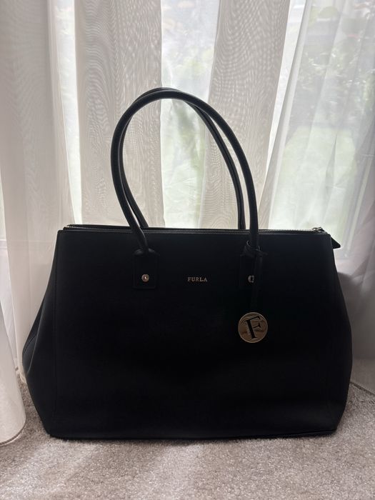 Чанти отигинални  Furla, Valentino