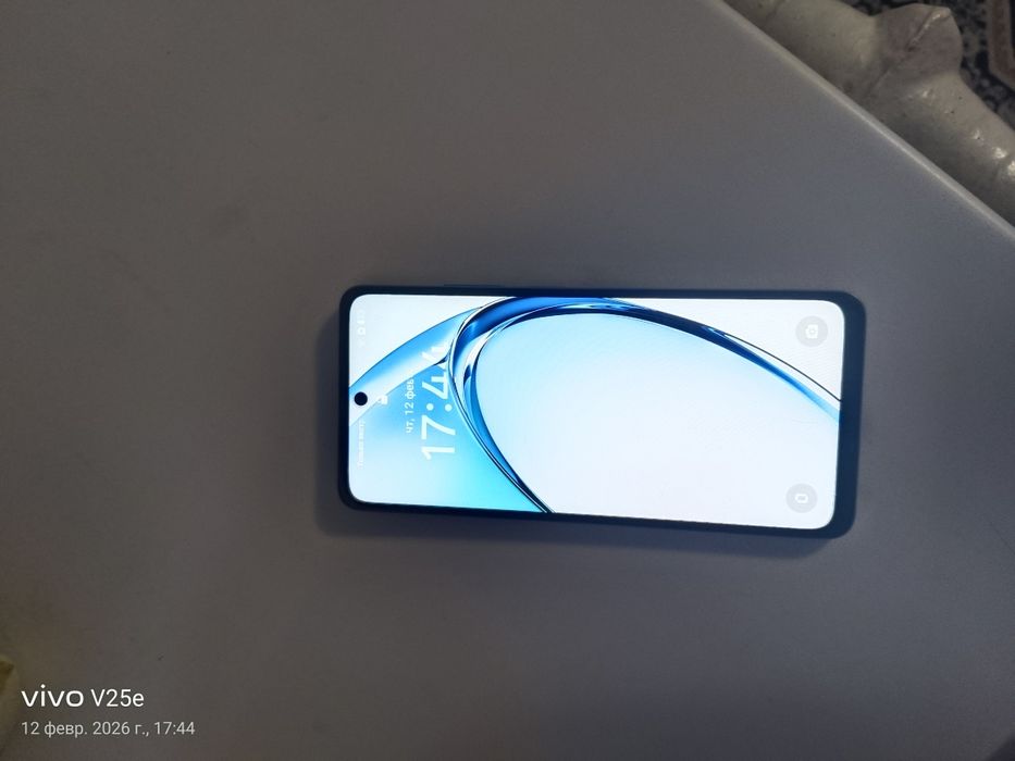 OPPO A60 128 Гб новый