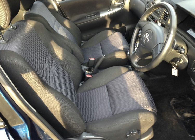 Тойота корола версо 1.8vvt-i 129кс.Автоматик //НА ЧАСТИ//