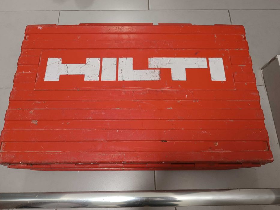 HILTI Акумулаторен перфоратор Хилти 36 V