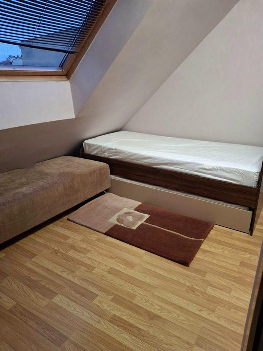 Дава се под наем Тристаен апартамент в София, Зона Б-19 - 84 кв.м за 818 € - Снимка #5