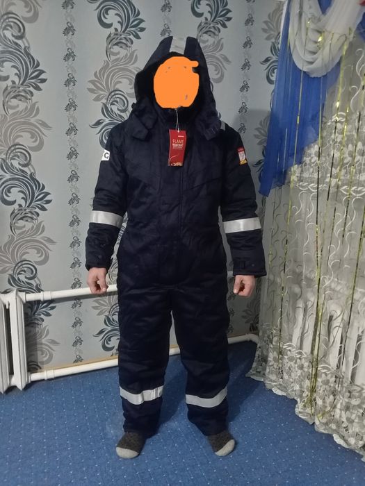 Продам комбенизон и бушлат