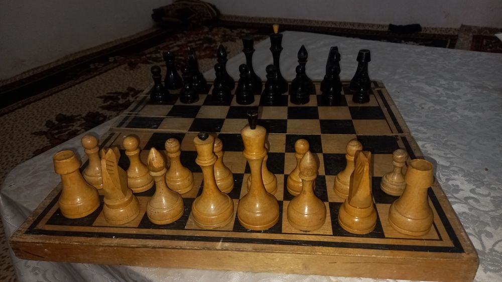 Шахмат сотилади холати расмда кўрингандек